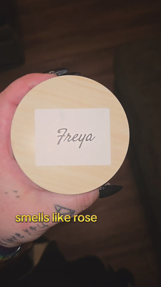 Freya Deity Candle 4 oz