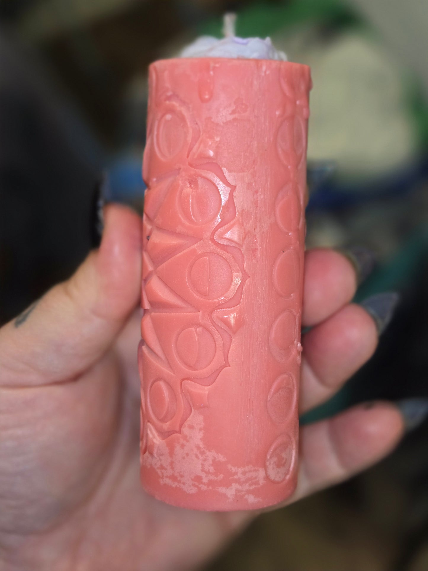 Decorative cylinder candle