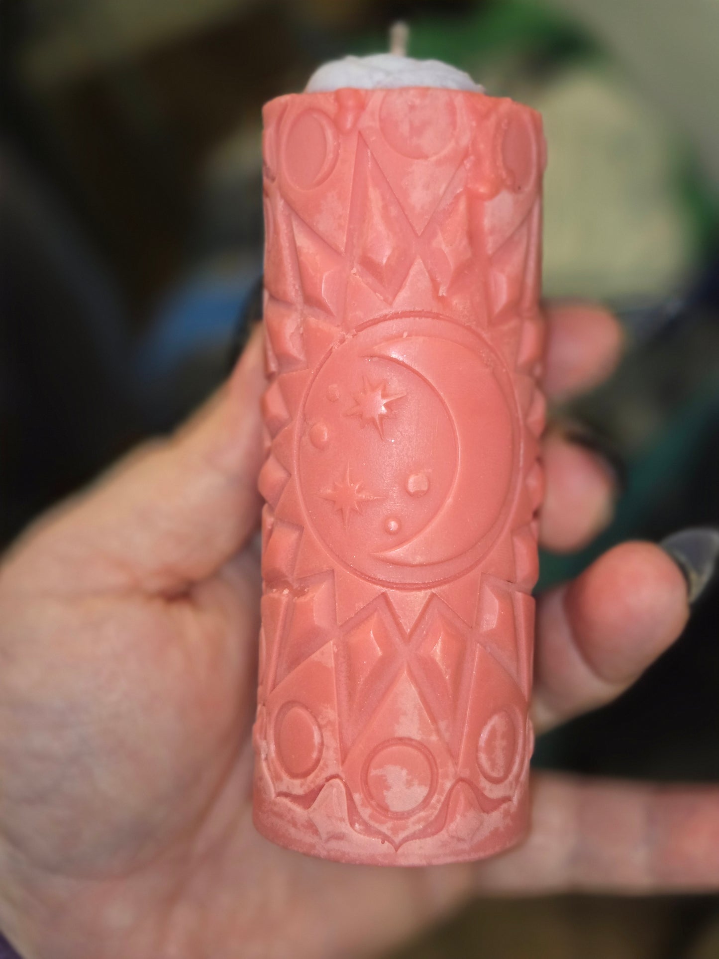 Decorative cylinder candle