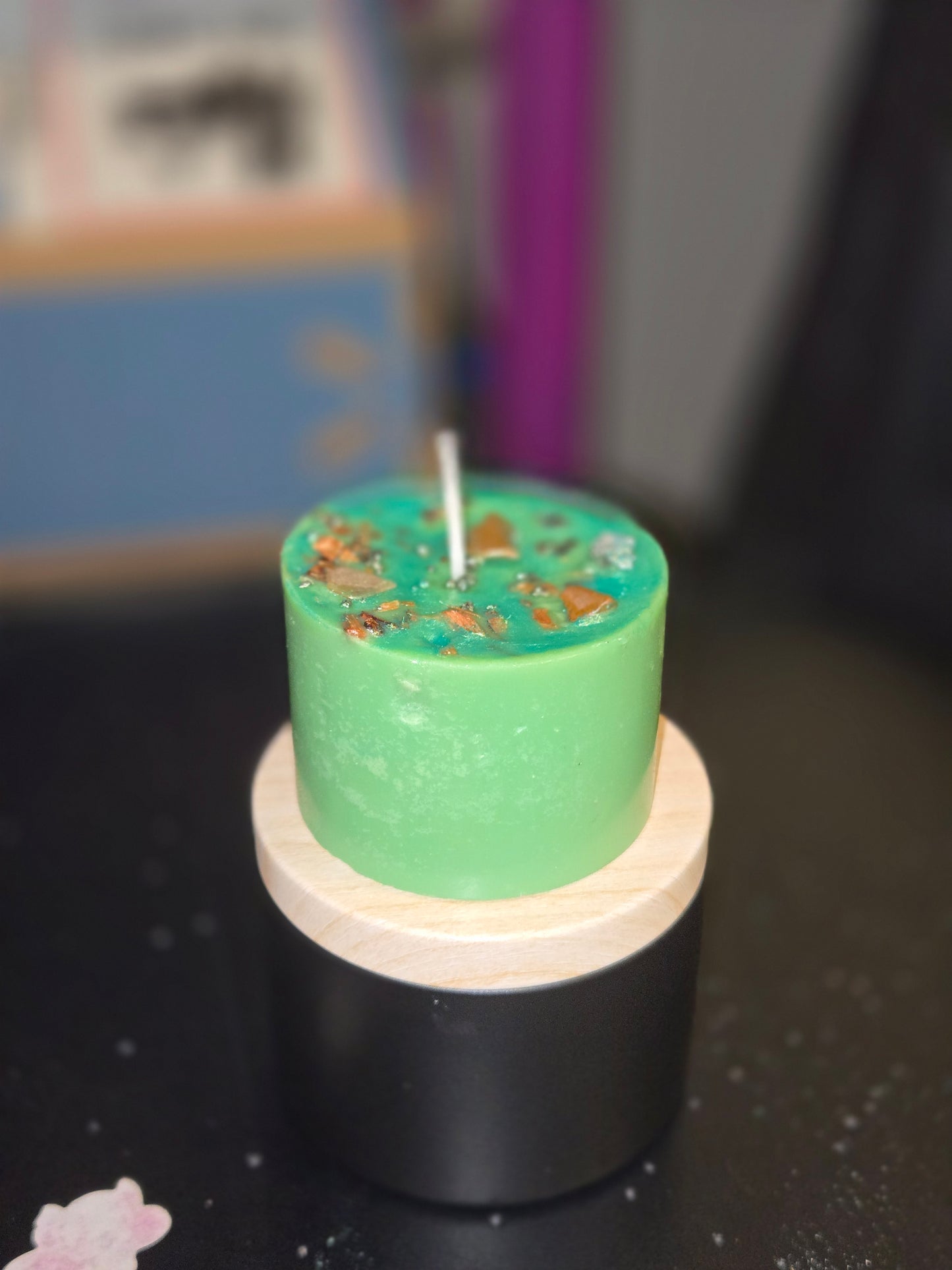 Loki Alter candle size small