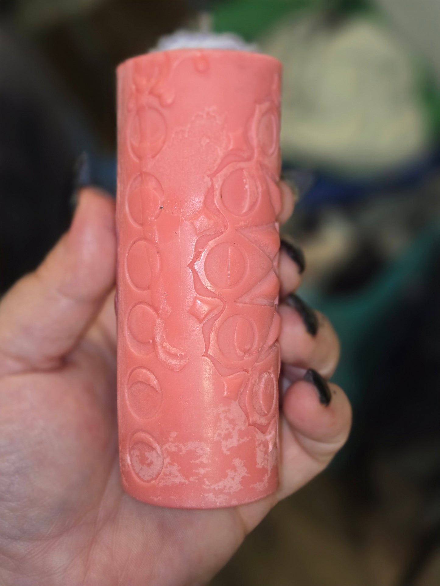 Decorative cylinder candle